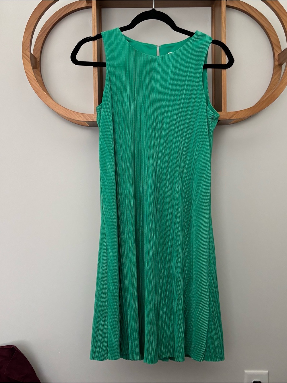 Anne Klein Plissé Pleated Trapeze Dress in Clover